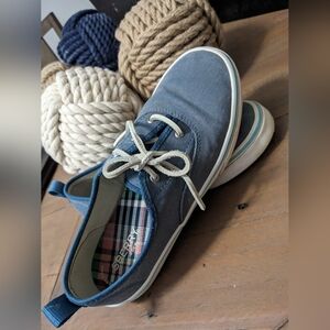 Women's Sperry sneakers